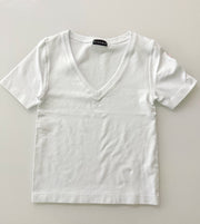 WHITE V-NECK SHORT SLEEVES LONG BASIC