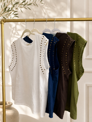 STUDDED TEE