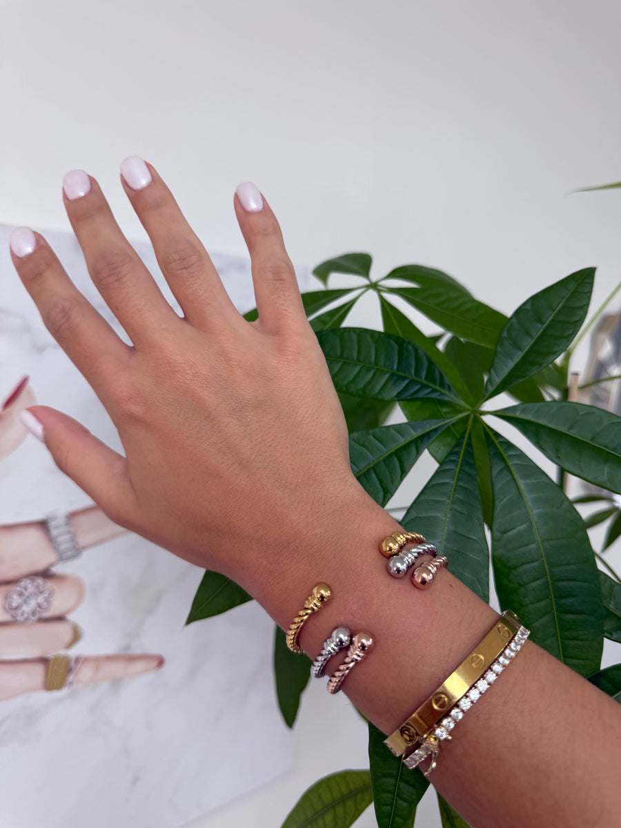 TRICOLOR BANGLE SET