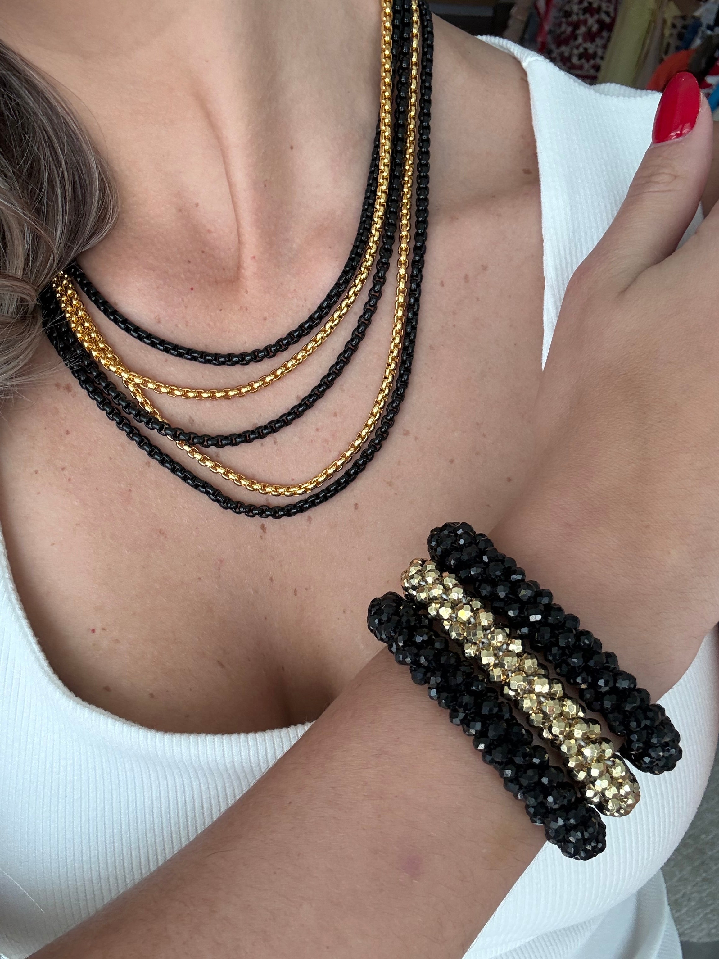 BLACK/GOLD 5-LAYERED NECKLACE COLLAB