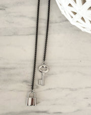 BLACK/SILVER LOCK & KEY LONG NECKLACE