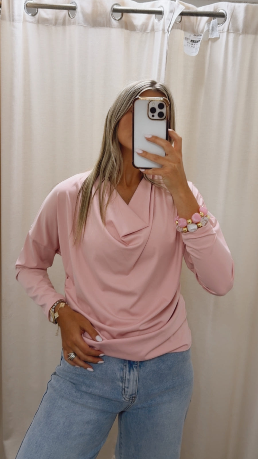 STRETCHY TOPS