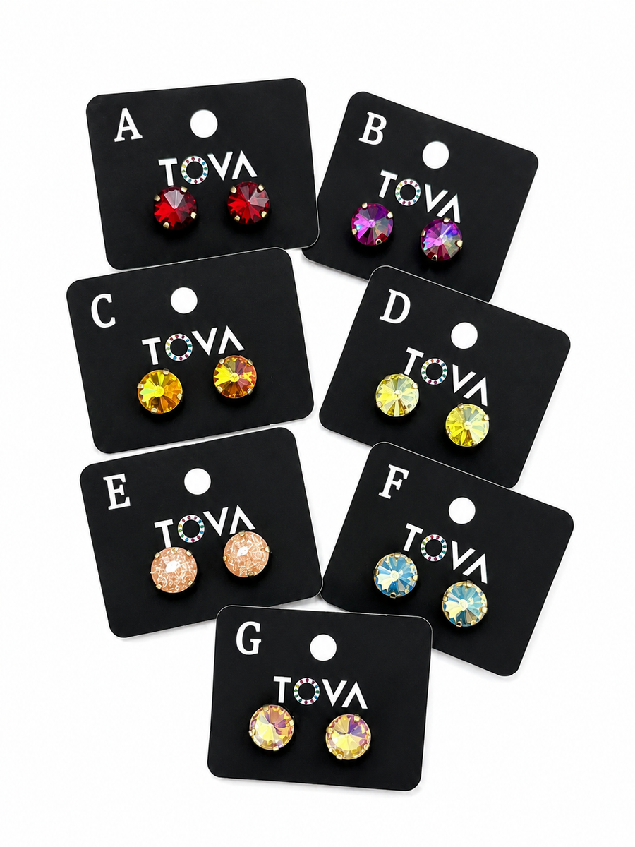BASIC STUD EARRINGS