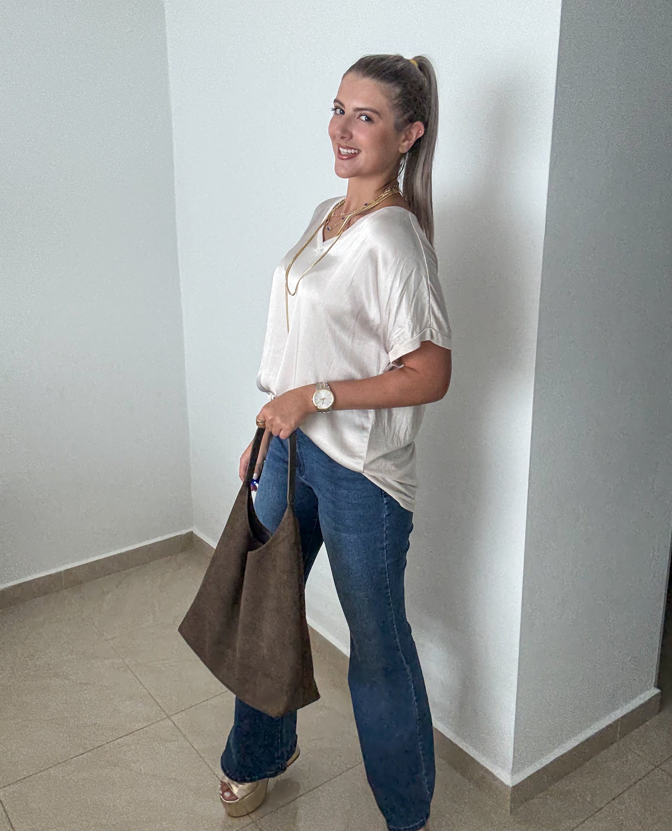 CHAMPAGNE SILKY BLOUSE