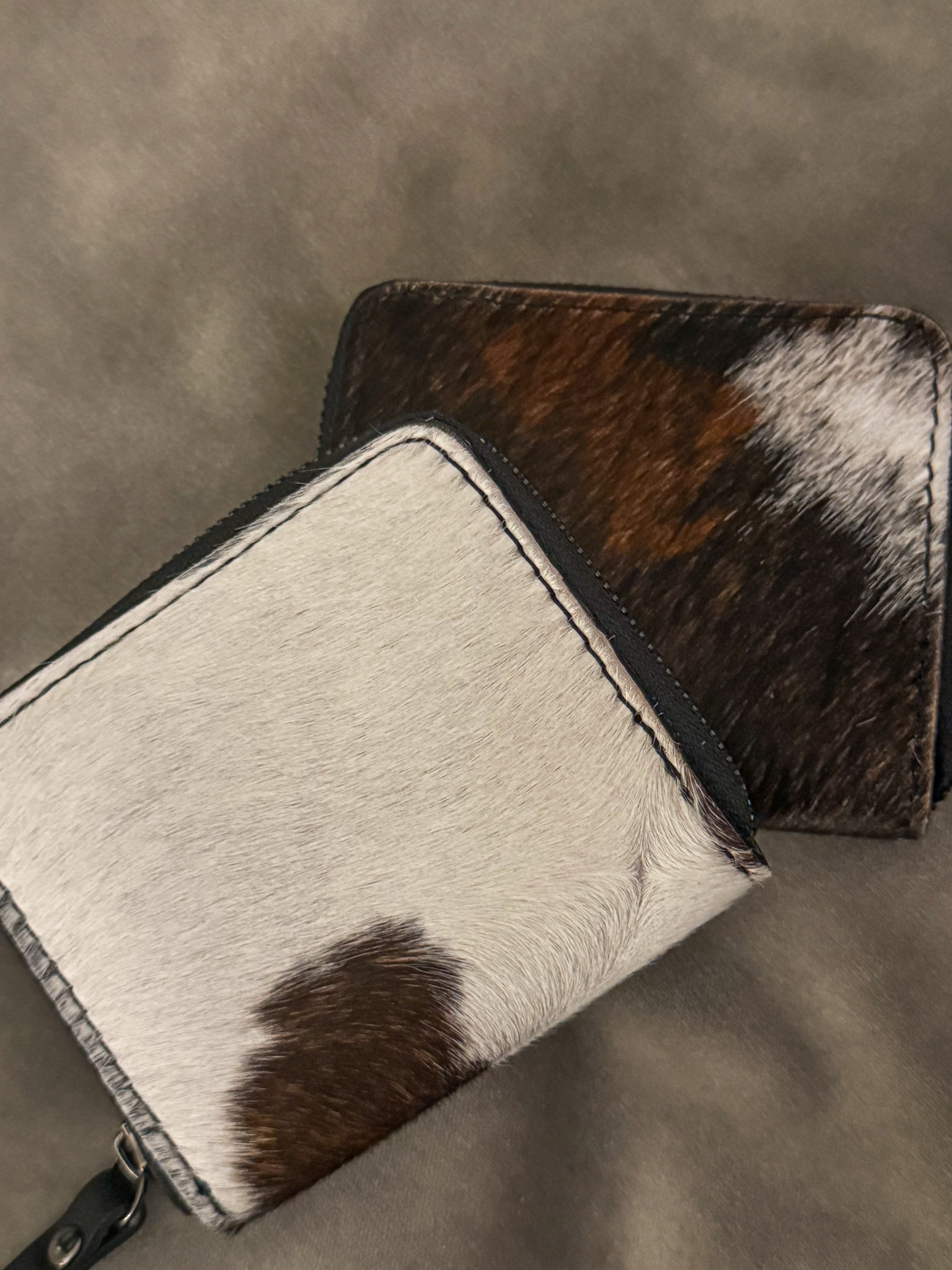 COW PRINTED WALLET