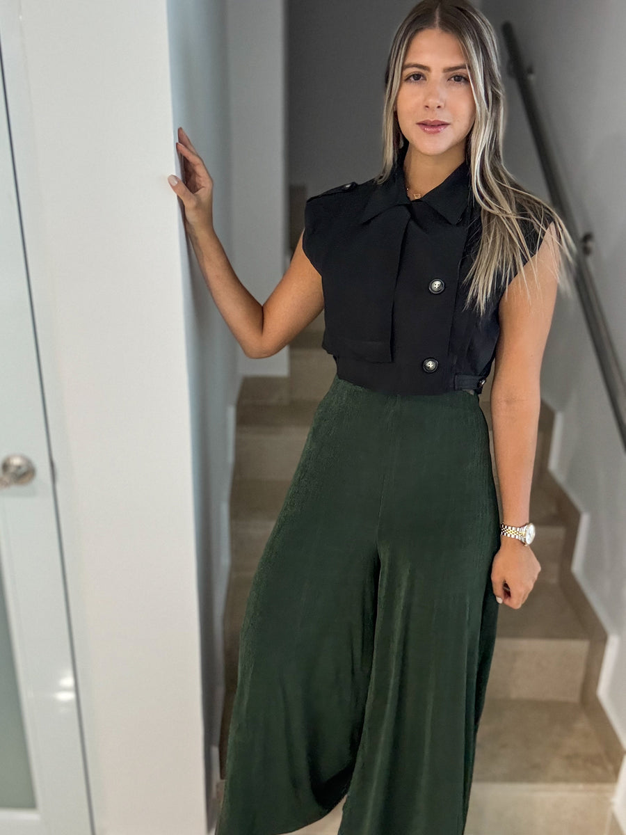 BLACK CROP BUTTONED JACKET