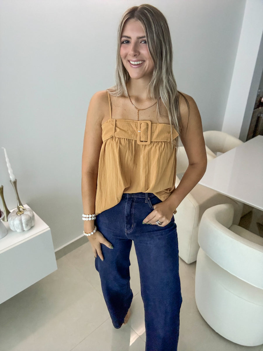 BELTED SLEEVELESS BLOUSE