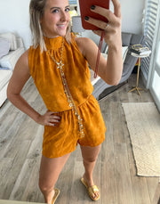 MUSTARD ELASTIC SHORTS