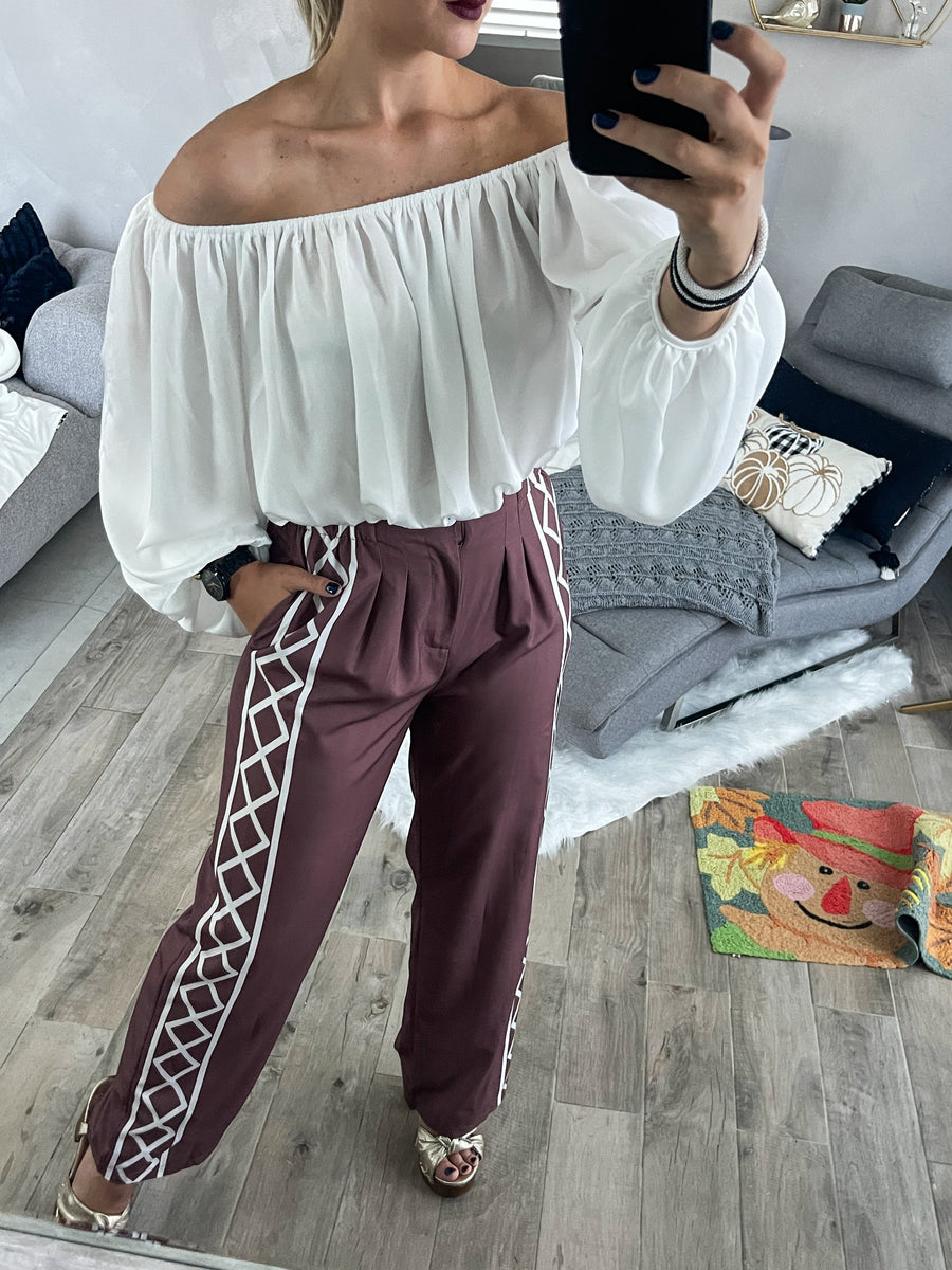 BROWN SIDE DETAILED WIDE LEGGED PANTS