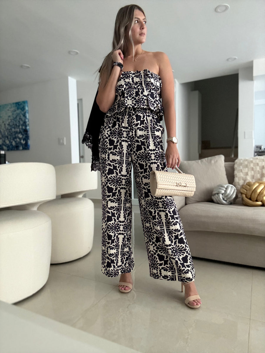 STRAPLESS NAVY PRINTED JUMPSUIT