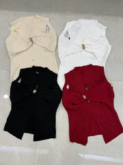 KNITTED BLOUSE & SQUARE BRACELET BUNDLE