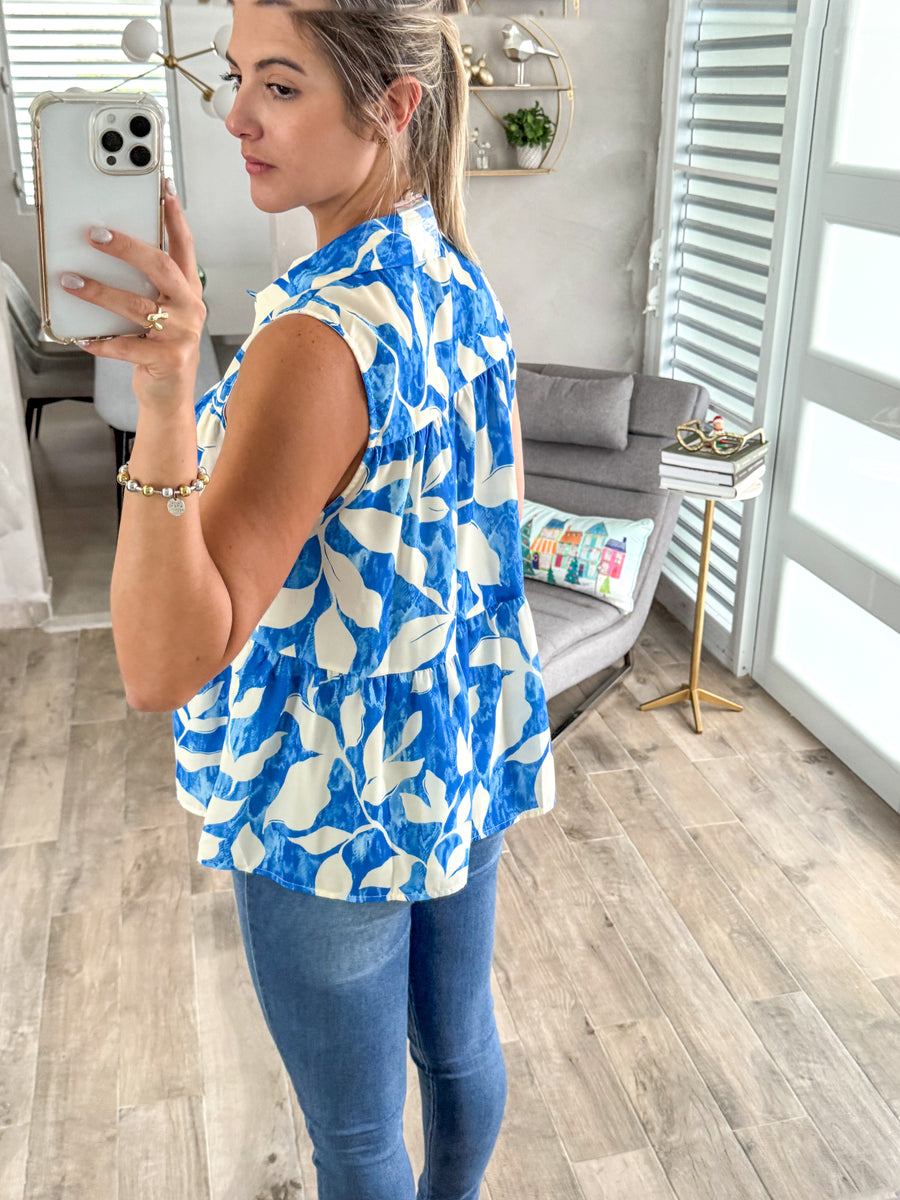 BLUE PRINTED SLEEVELESS BLOUSE