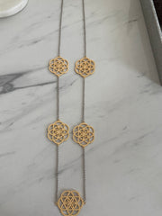 TWO TONE FLOWER LONG NECKLACE