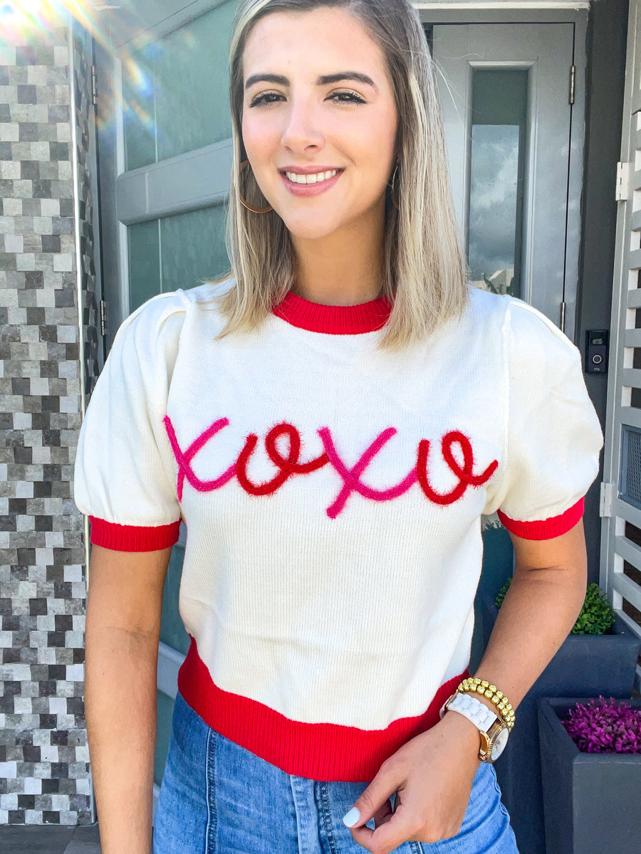 XOXO PUFF SLEEVE SWEATER