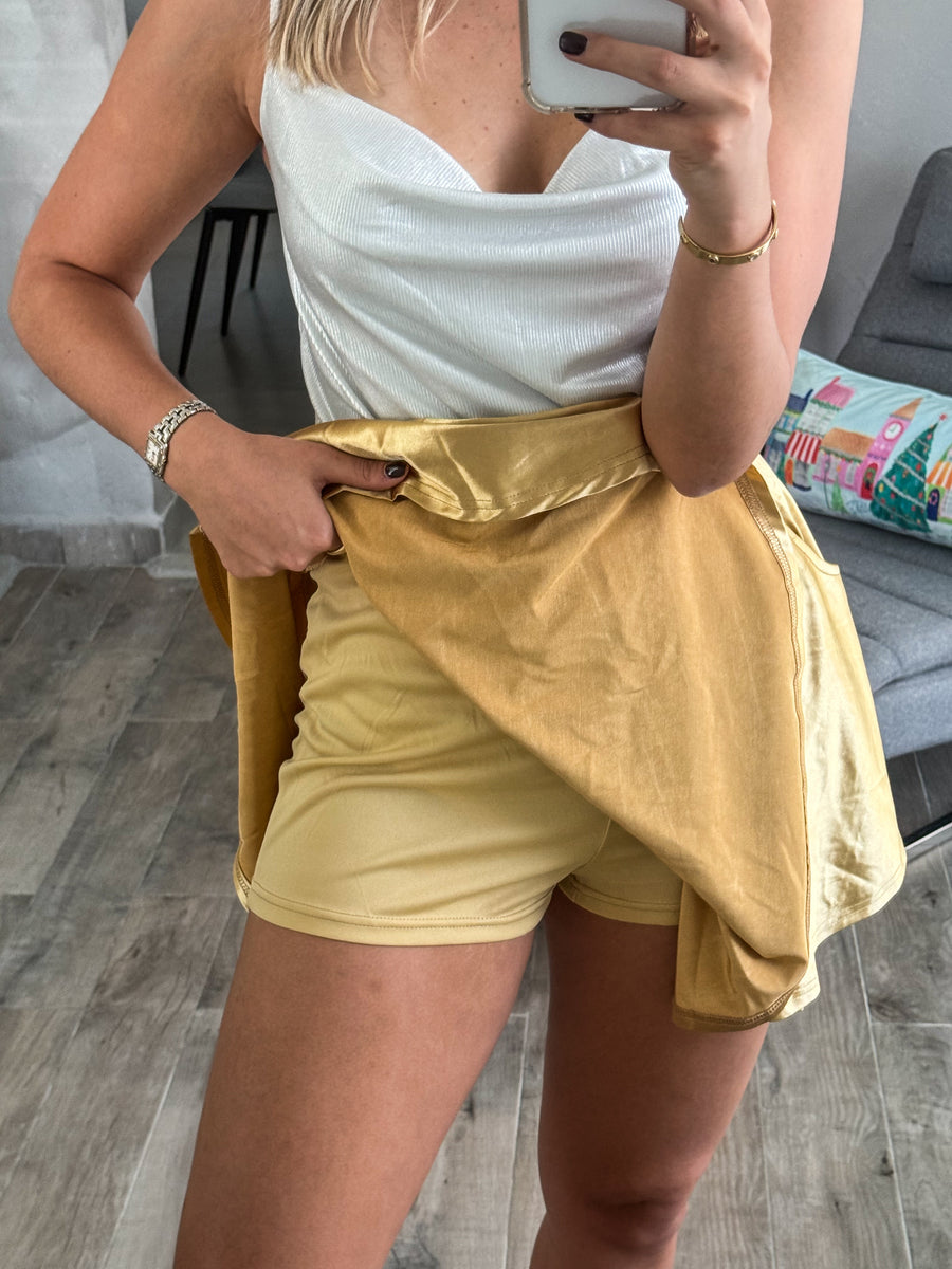 GOLD SKORT