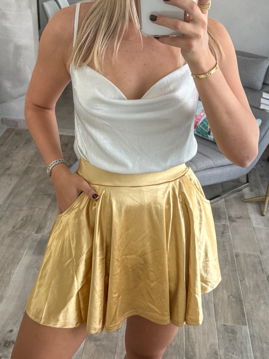 GOLD SKORT