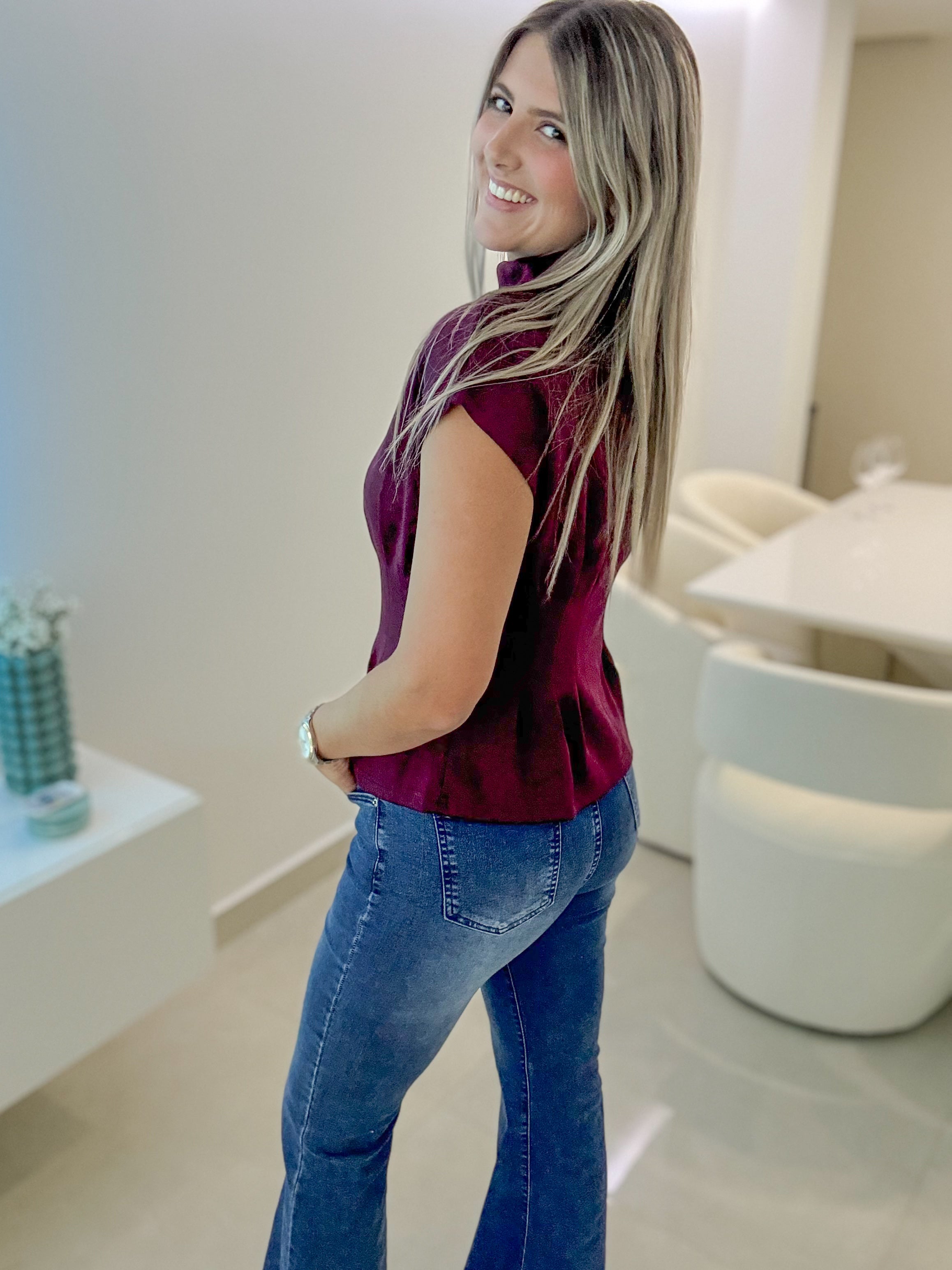 PLUM STRETCHY TAILORED BLOUSE