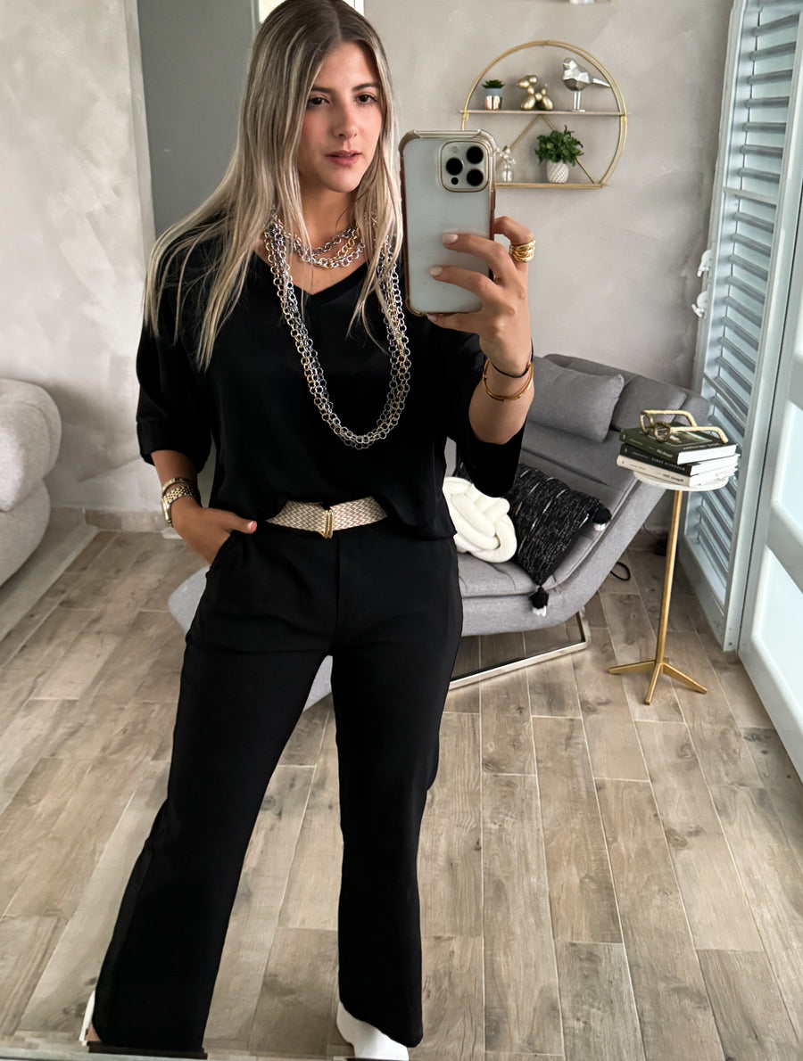 BLACK 3/4 SLEEVES V-NECK SILKY BLOUSE