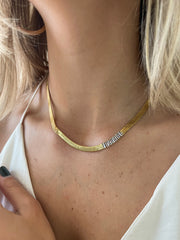 CLEAR SNAKE CHAIN NECKLACE