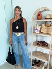ONE SHOULDER KNOT BLOUSE