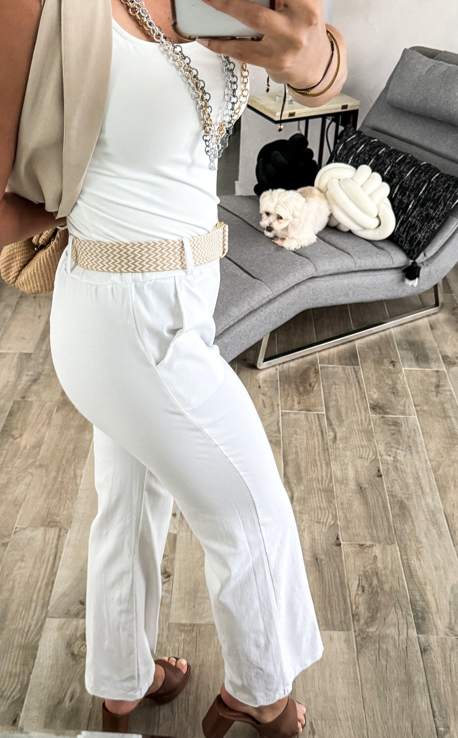 WHITE STRETCHY BELTED PANTS