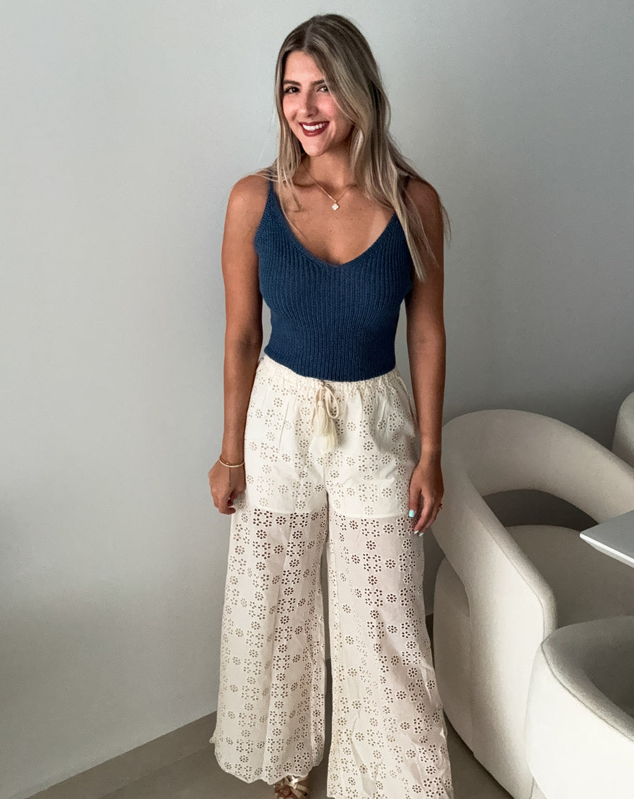 KNITTED BASIC CROP BLOUSE