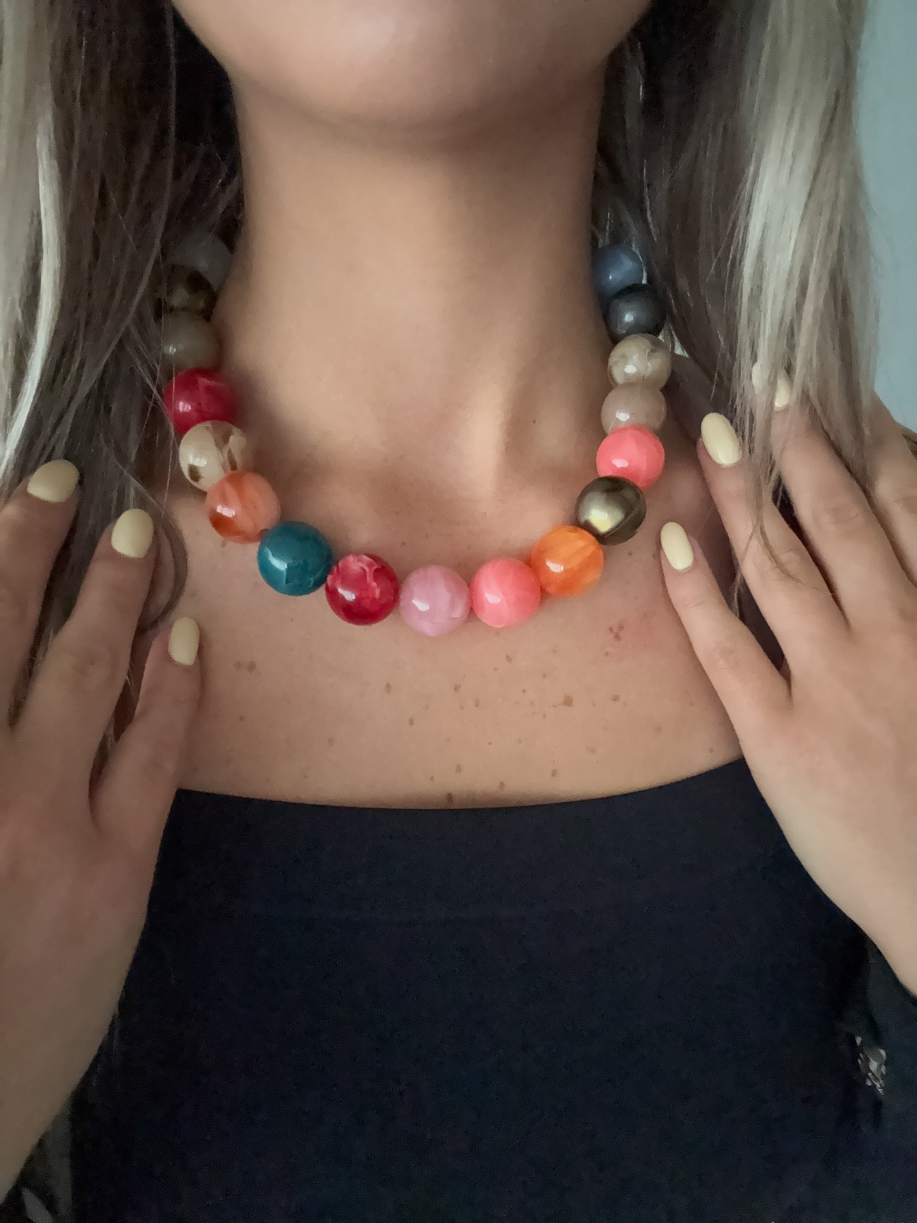 MULTICOLOR GUMBALL NECKLACE