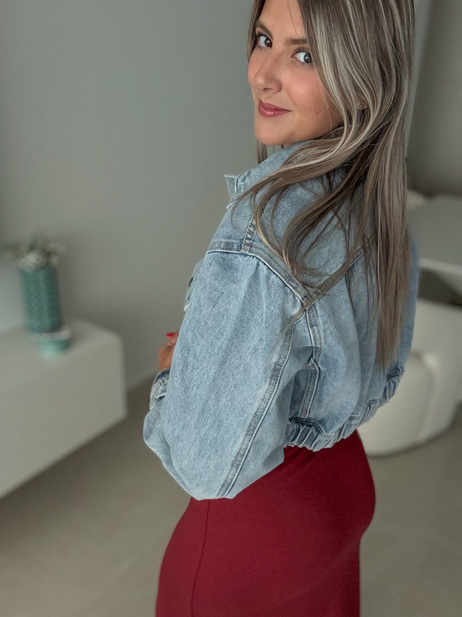 LIGHT DENIM CROP DENIM JACKET