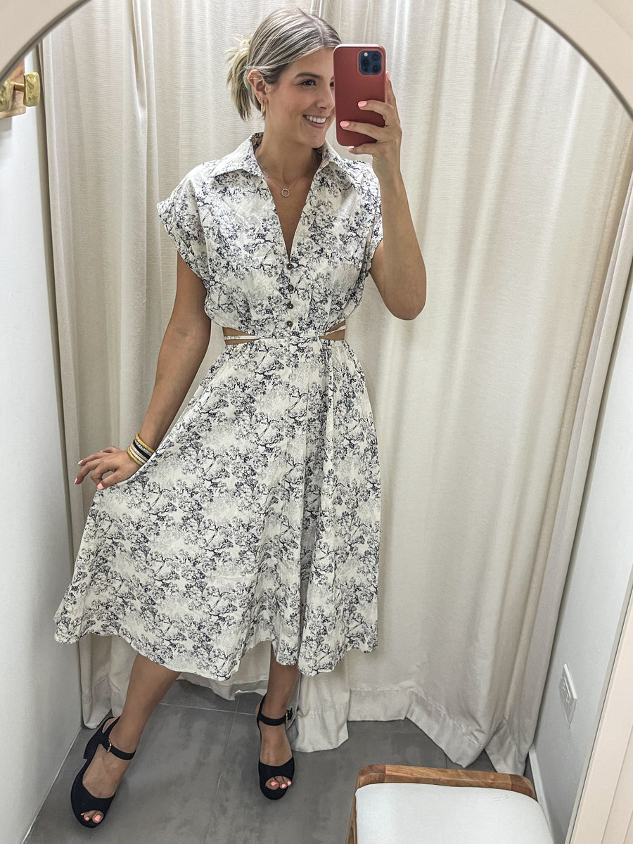 TAN/NAVY CUT OUT DRESS
