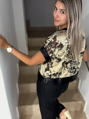 BLACK/GOLD METALLIC BLOUSE