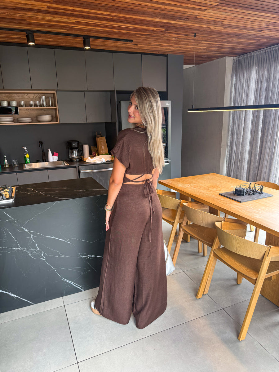BROWN SHORT SLEEVE JUMPSUIT