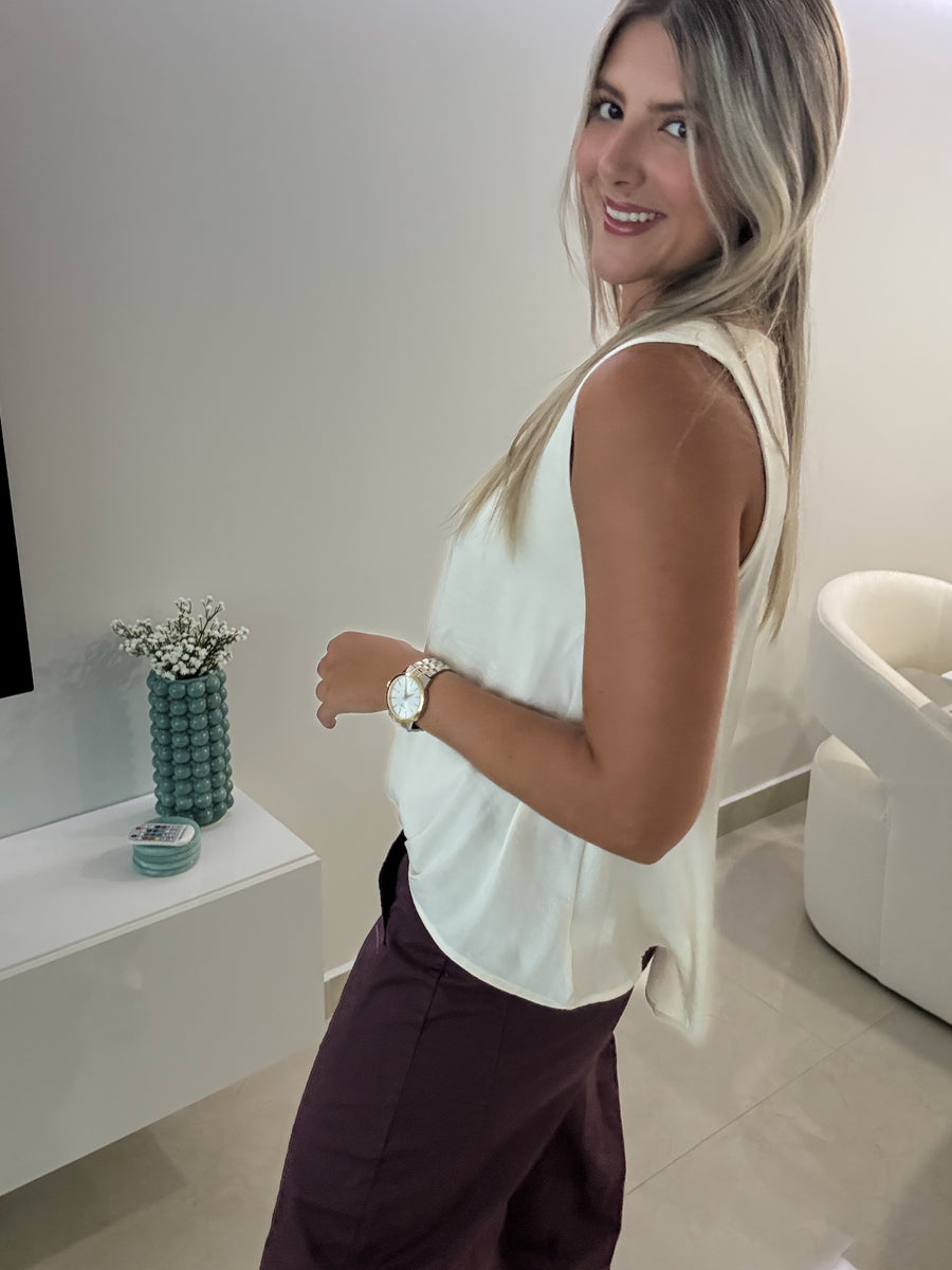 SILKY FRONT TUCKED BLOUSE