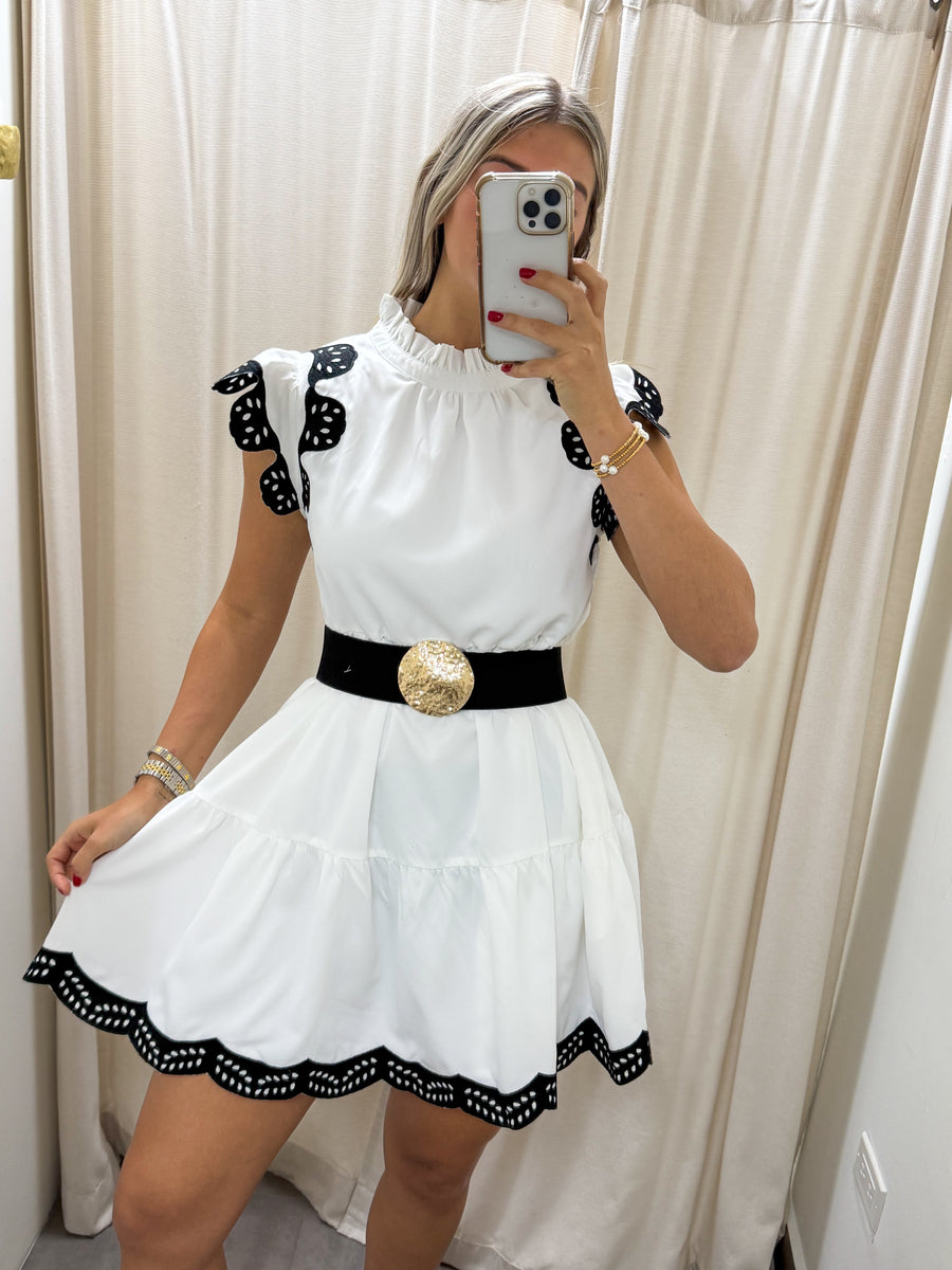 WHITE BLACK SHORT DRESS