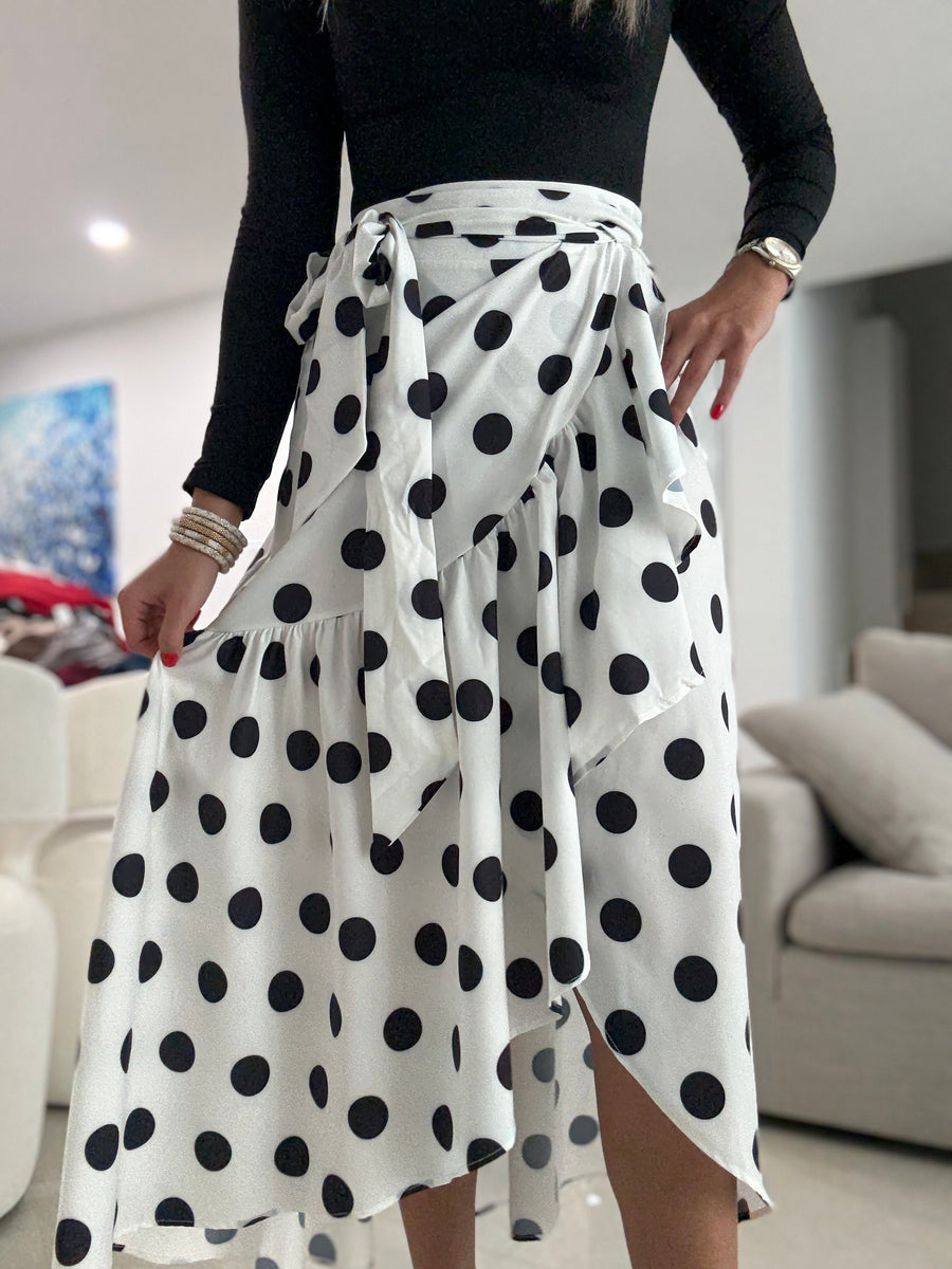 WHITE/BLACK POLKA DOT WRAP AROUND SKIRT