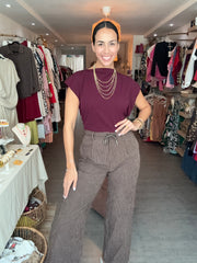 PIA BURGUNDY SOLID SQUARE BLOUSE