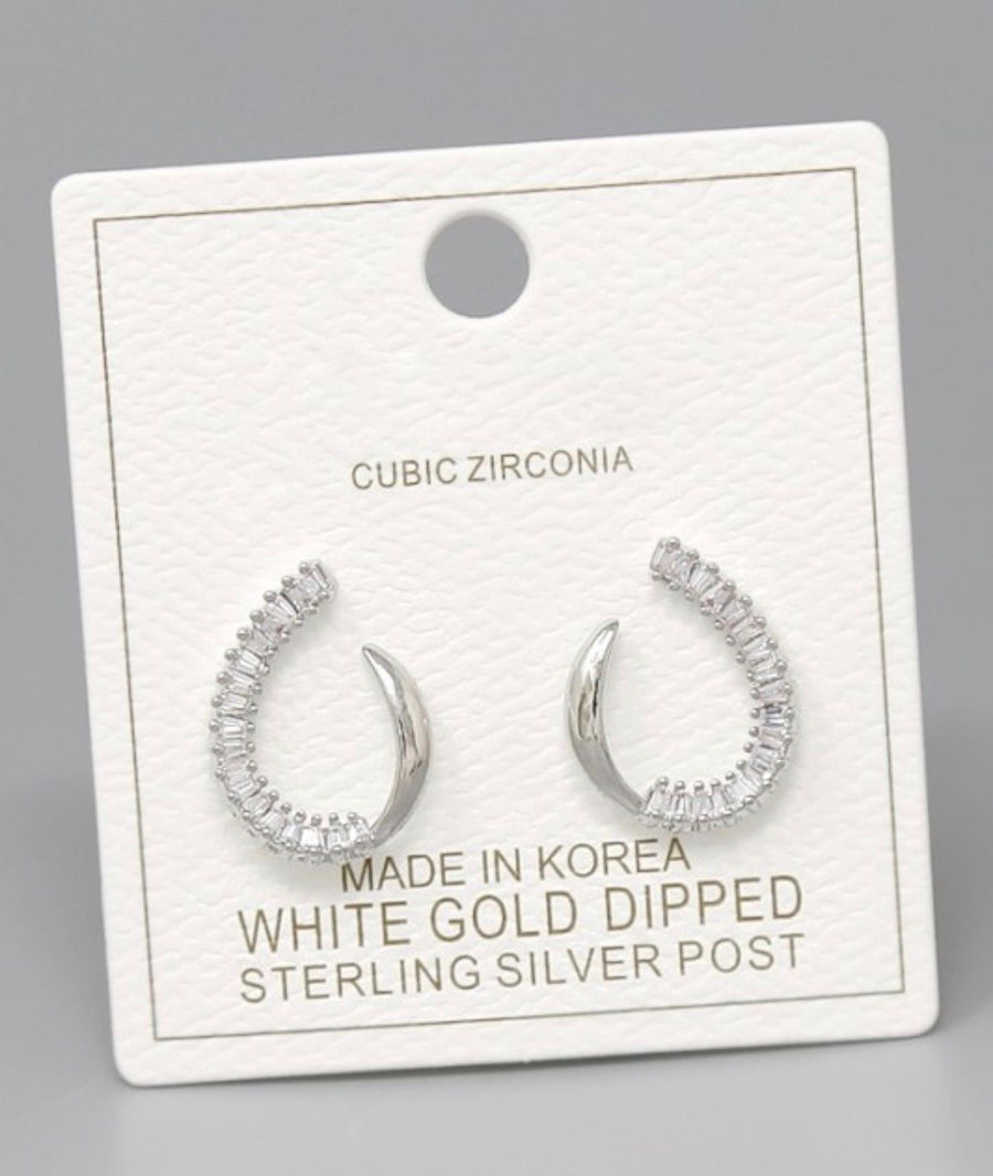 PAVE CURVE EARRINGS
