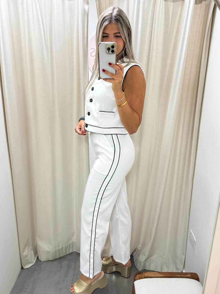 WHITE/BLACK CONTRAST VEST & PANTS SET
