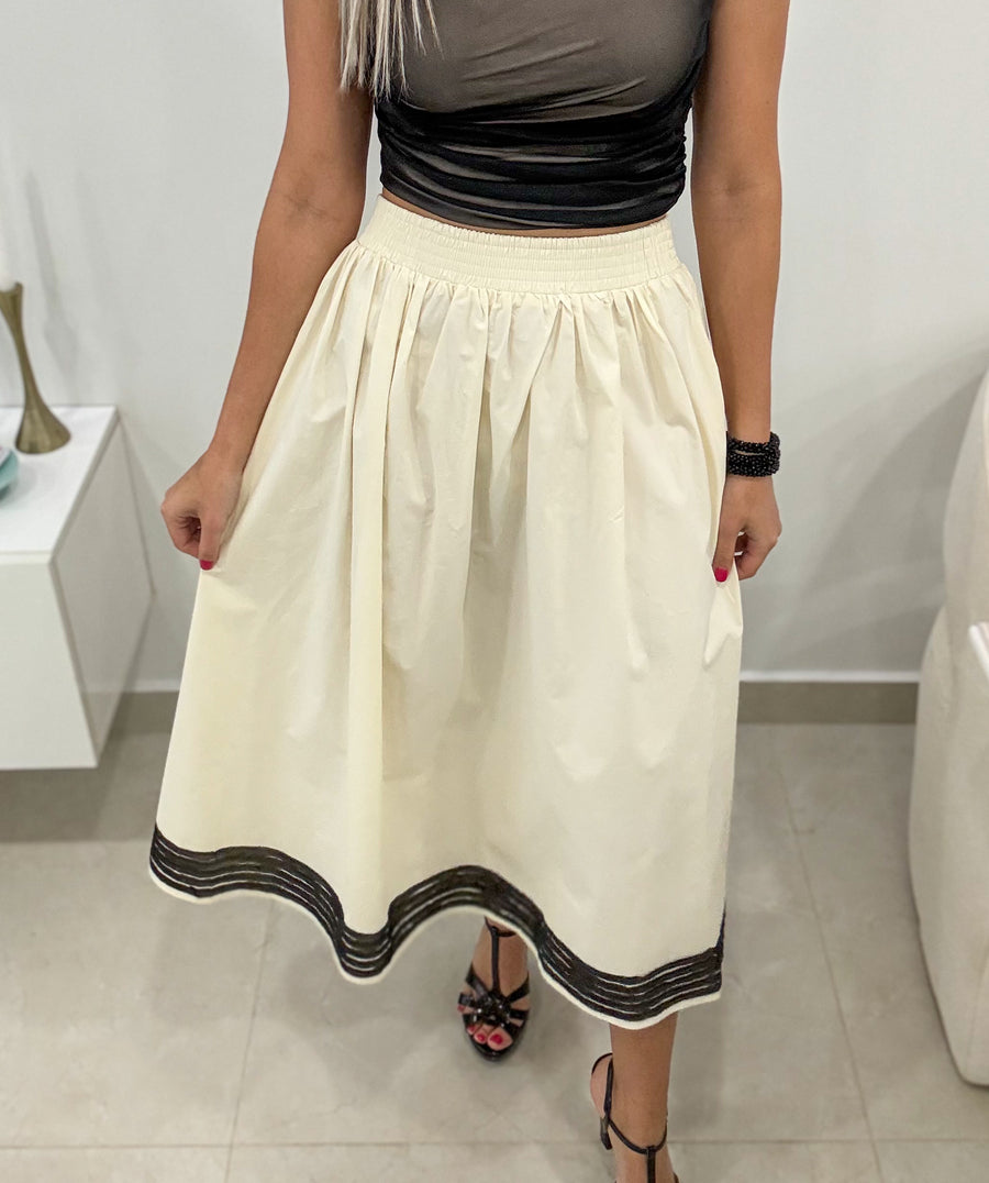 IVORY/BLACK LINE DETAIL MIDI SKIRT
