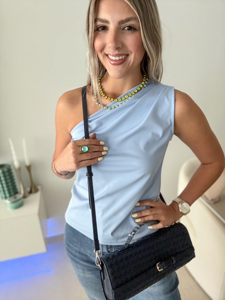 ONE SHOULDER TOPS