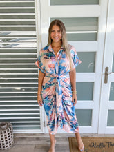 Load image into Gallery viewer, PRINT CREPE DRESS
