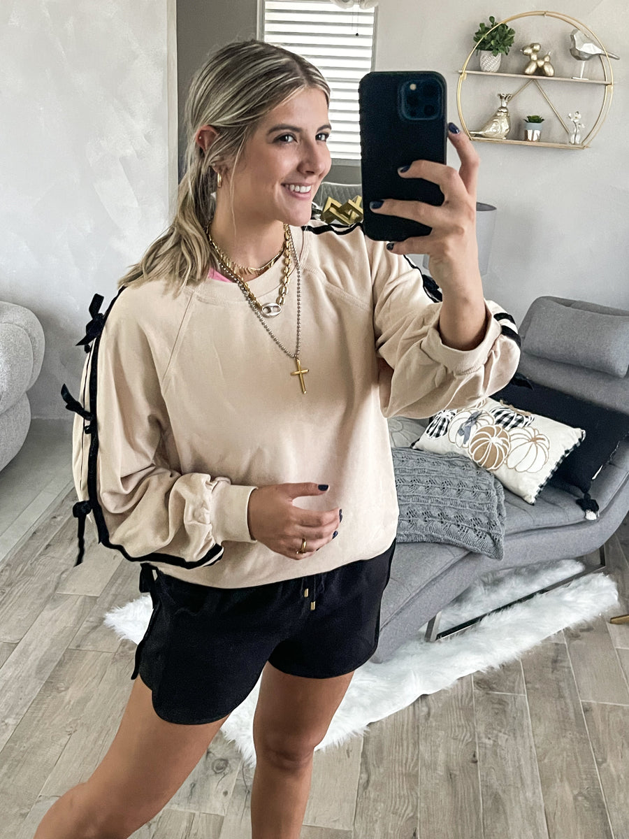 BOW TRACK LINES SWEATER