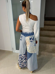 DENIM FLOWER PATCH WIDE LEG PANTS