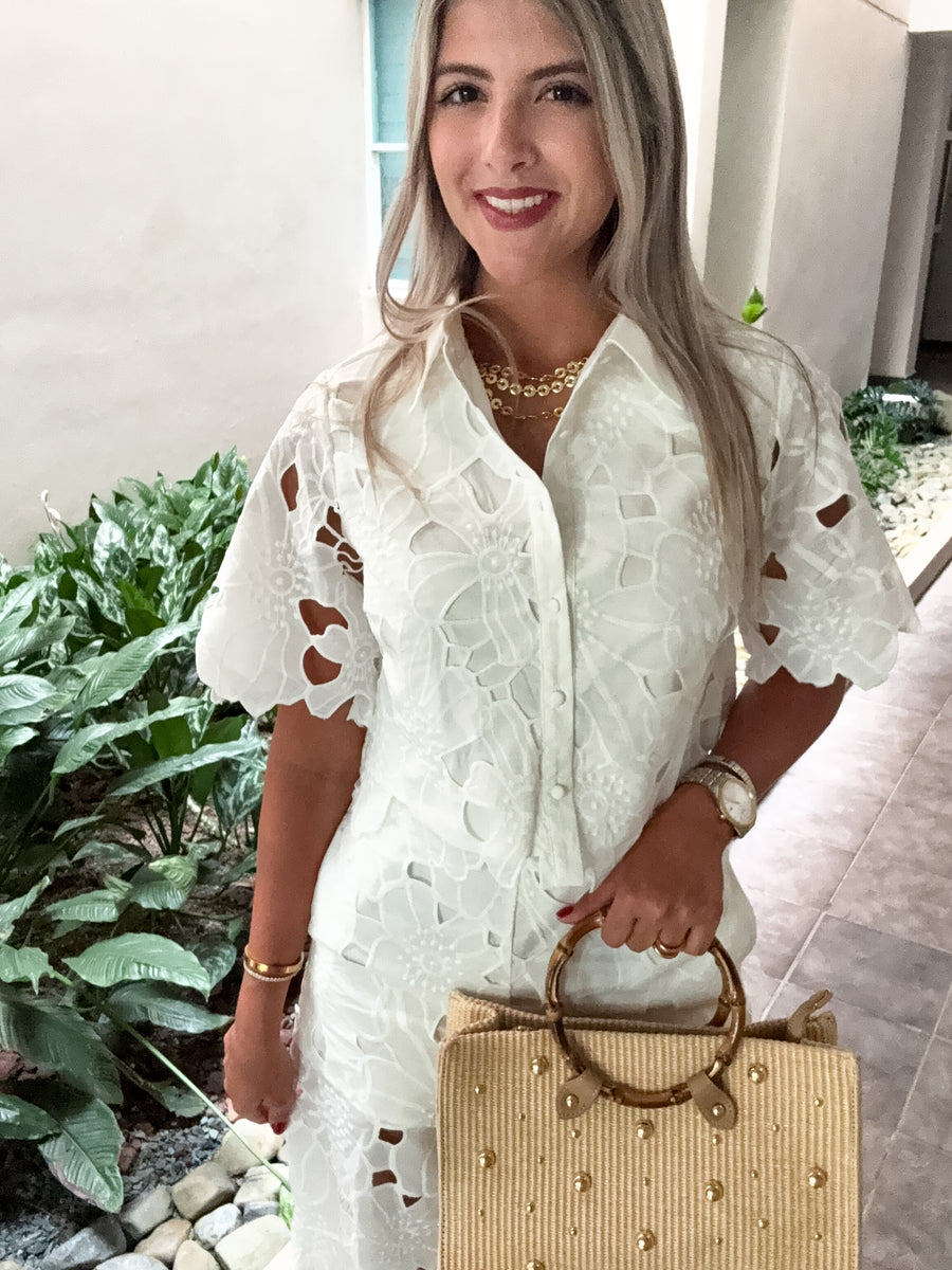 OFF WHITE FLORAL LACE BLOUSE