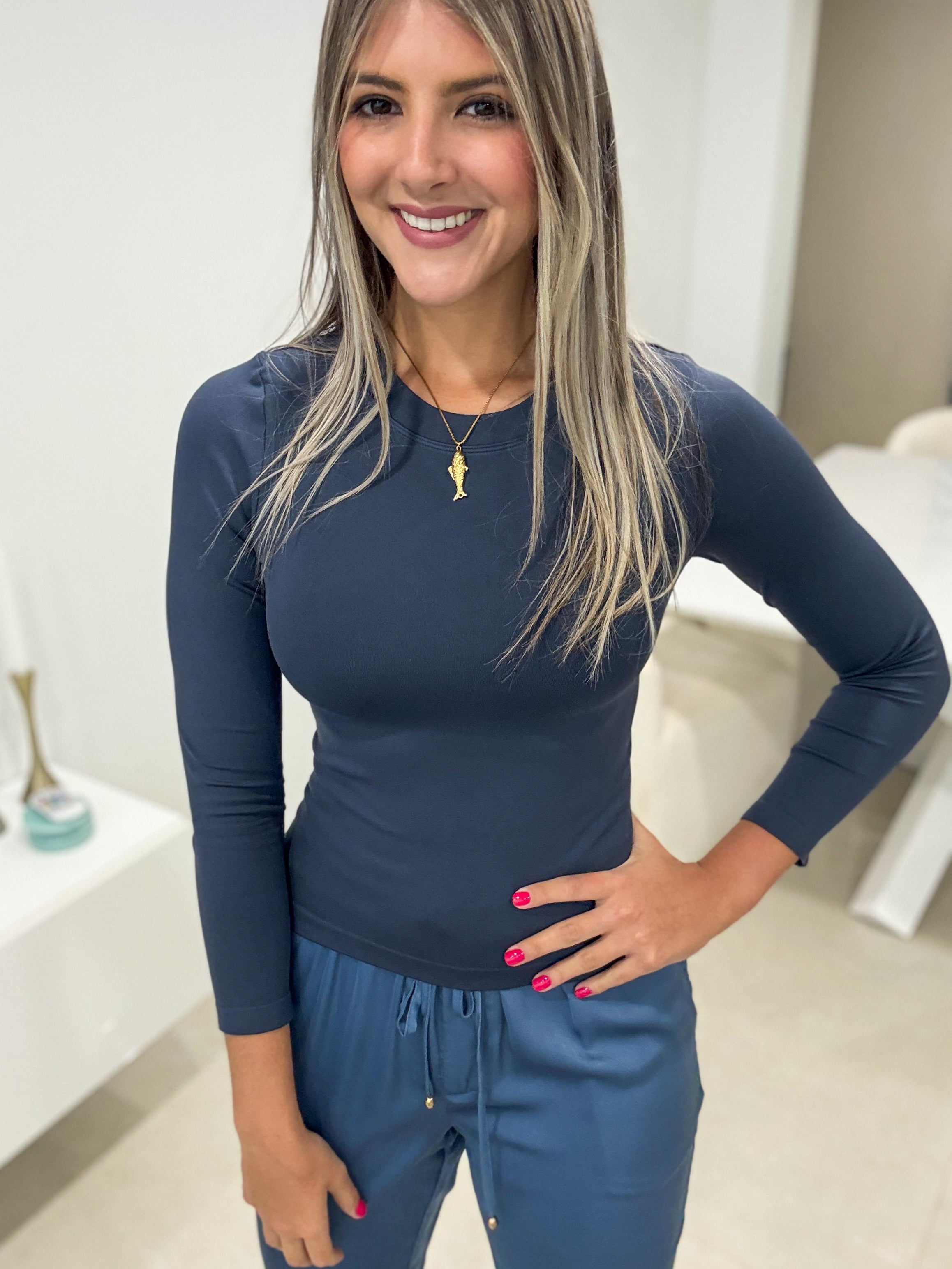 LONG SLEEVE BASIC TOP