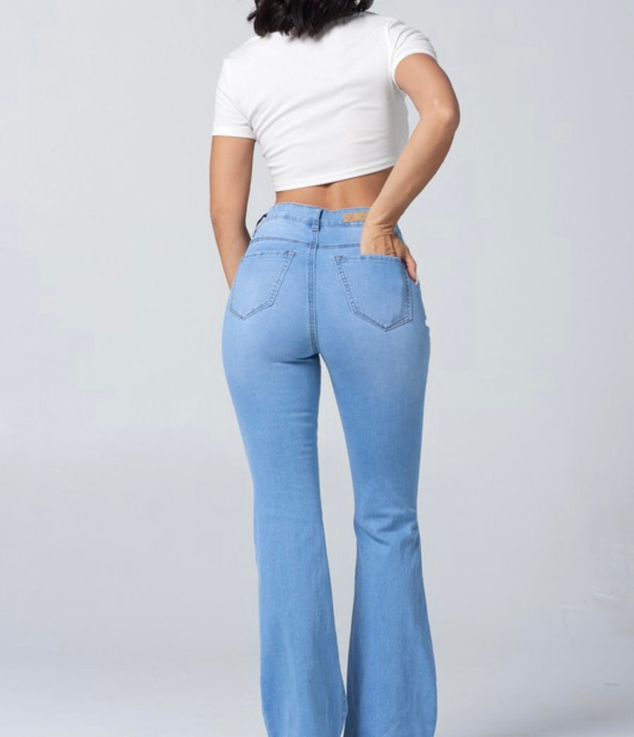 LIGHT DENIM HIGH WAISTED JEANS