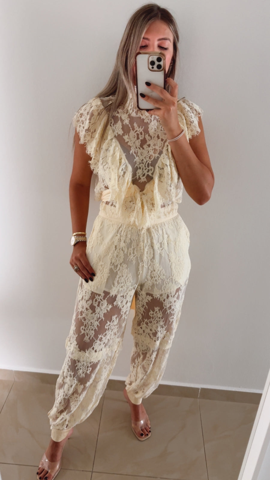 BUTTER YELLOW LACE TOP & JOGGER SET