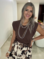 BROWN TSHIRT