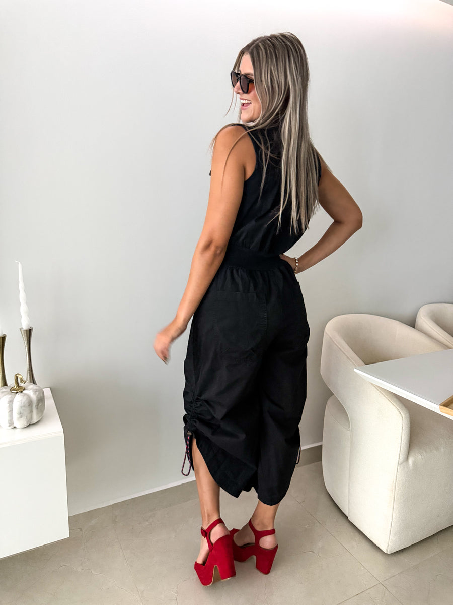 BLACK ZIPPER FRONT BARREL JUMPSUIT