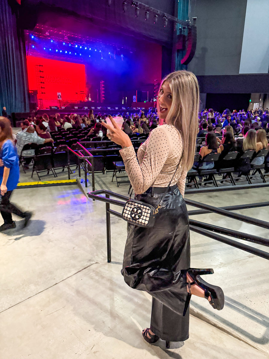 CREAM MESH RHINESTONES BLOUSE