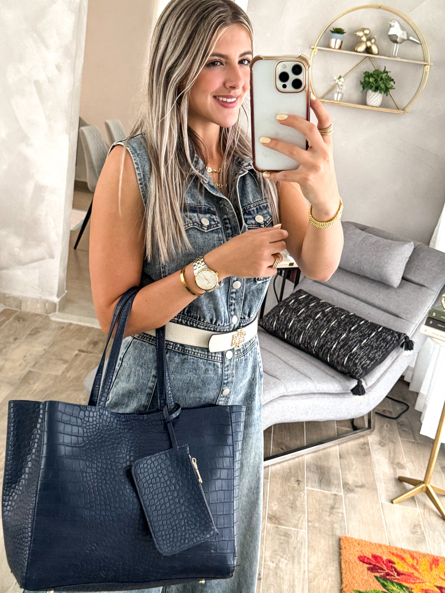 VEGAN LEATHER TOTE BAGS